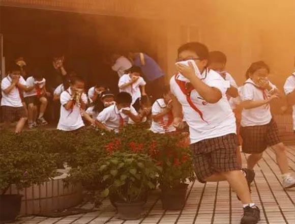 導(dǎo)致學(xué)?；馂?zāi)發(fā)生的9個(gè)主要原因